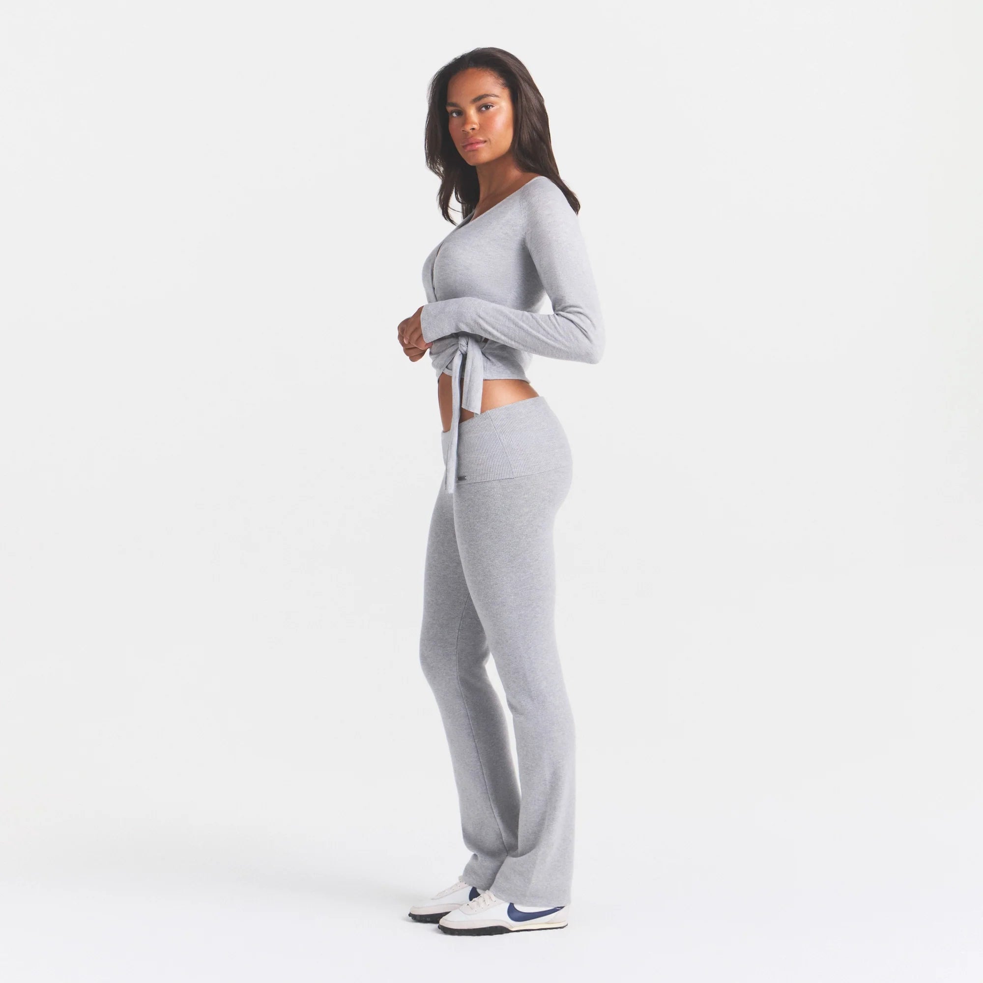 ESSENTIAL SWEATERS FOLDOVER PANT  | MID HEATHER GREY & LAYS FLAT ON A WHITE BACKGROUND | FLT @ | FOCUS: 0.0, 1.0, 0.9