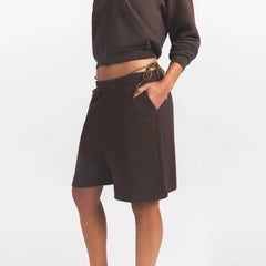 FRENCH TERRY LONG SHORT | ESPRESSO ON A MODEL SIDE VIEW @ | FOCUS: 0.0, 1.0, 0.9