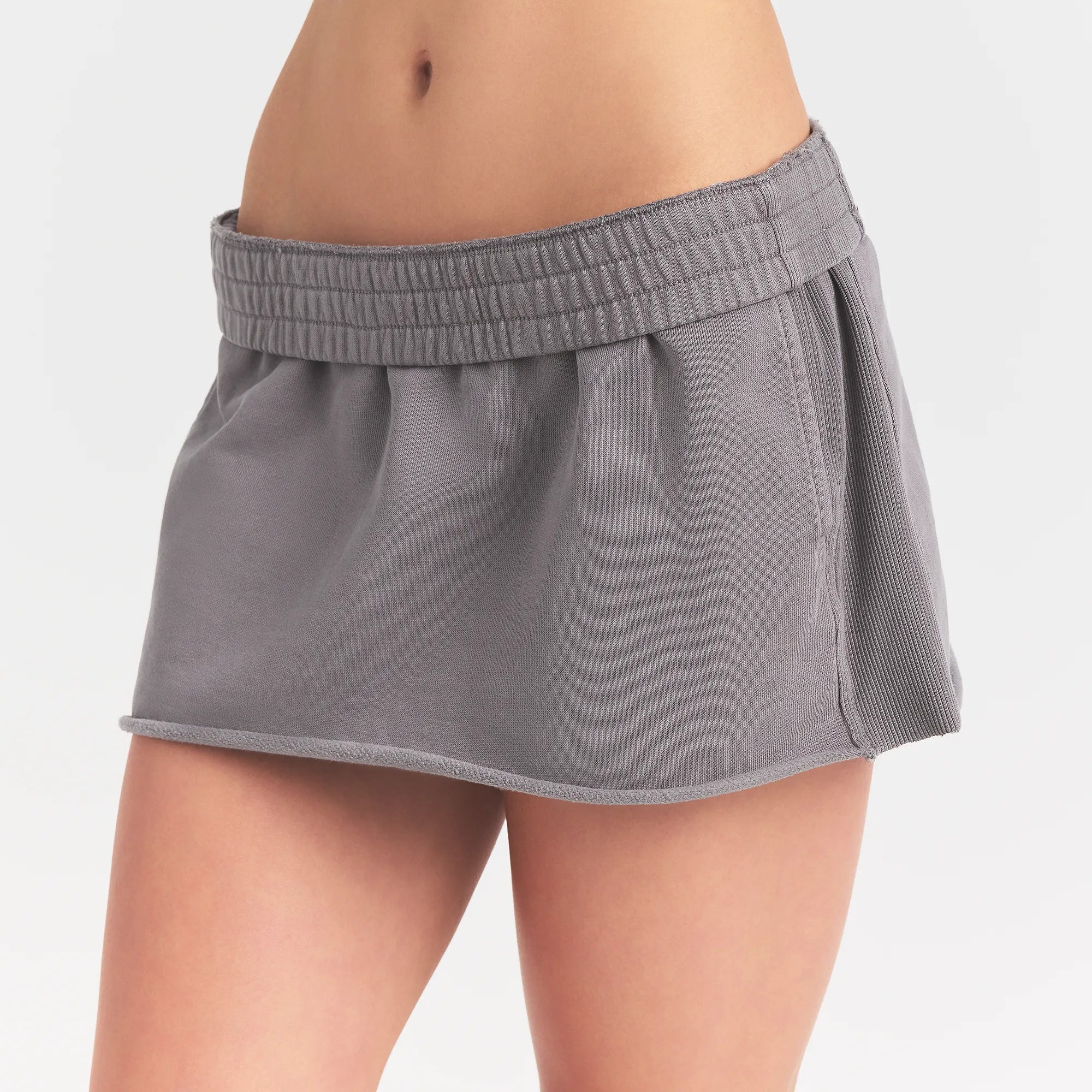 BOYFRIEND FLEECE MINI SKIRT | SHADOW ON A MODEL FRONT VIEW @ | FOCUS: 0.0, 1.0, 0.9