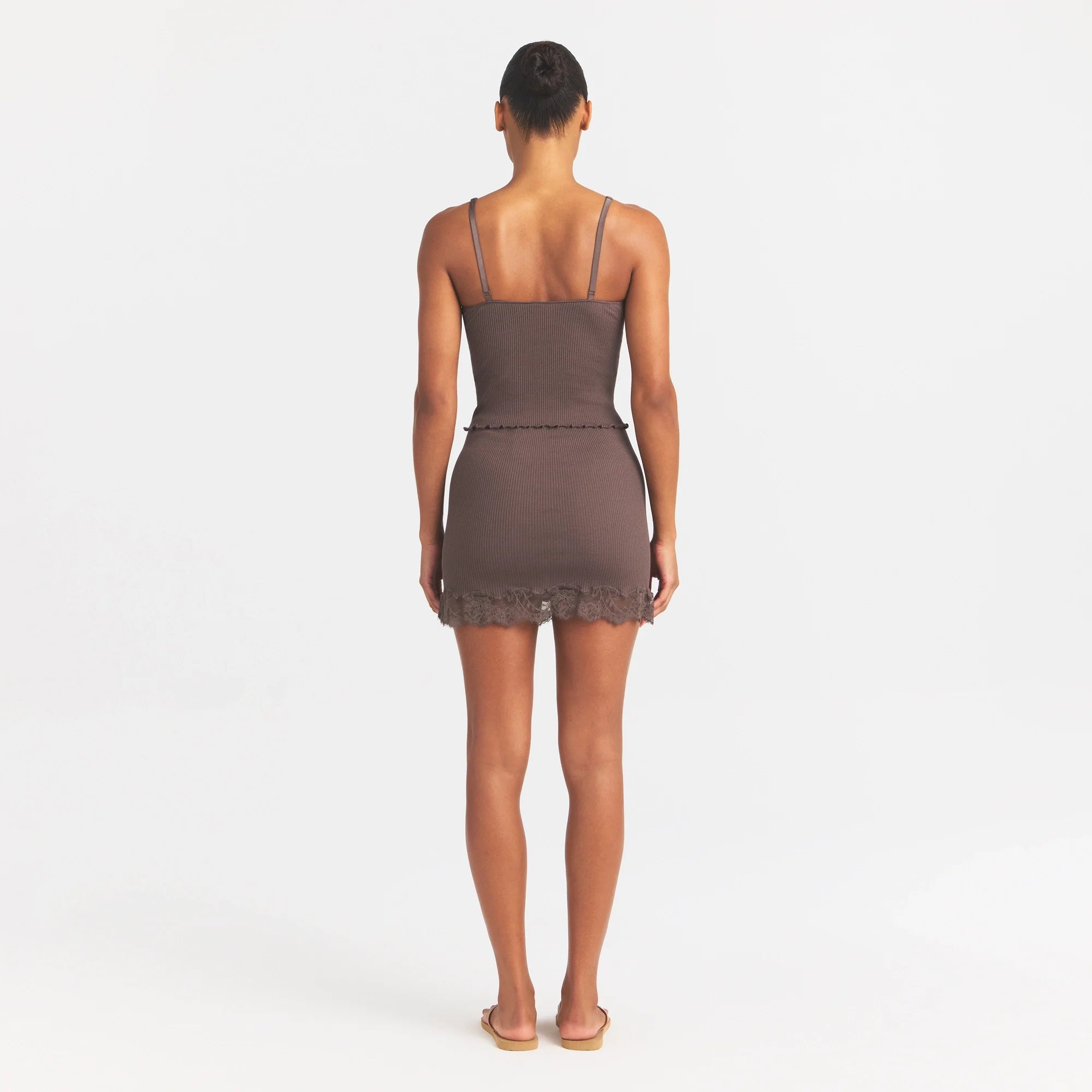 RIB KNIT LACE MINI SKIRT | AMETHYST ON A MODEL FRONT VIEW @ | FOCUS: 0.0, 1.0, 0.9