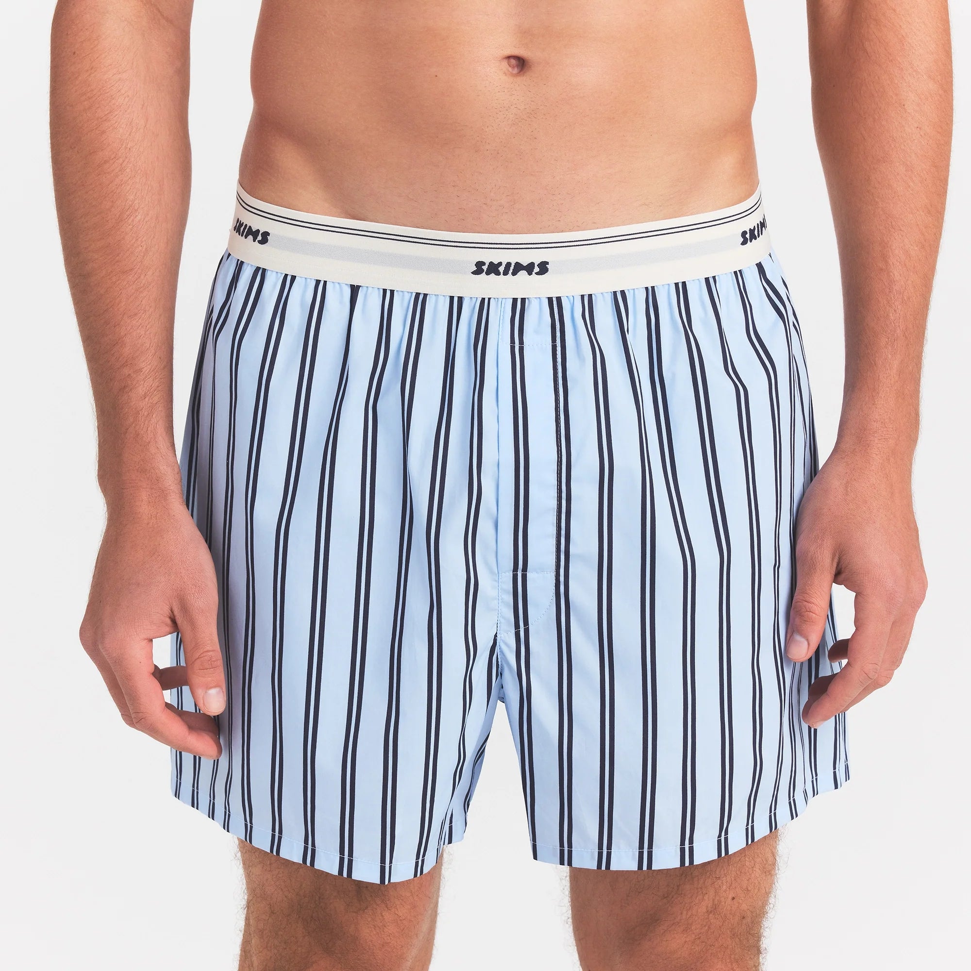 COTTON POPLIN MENS LOGO BAND BOXER | PERIWINKLE STRIPE ON A MODEL FRONT VIEW @ | FOCUS: 0.0, 1.0, 0.9