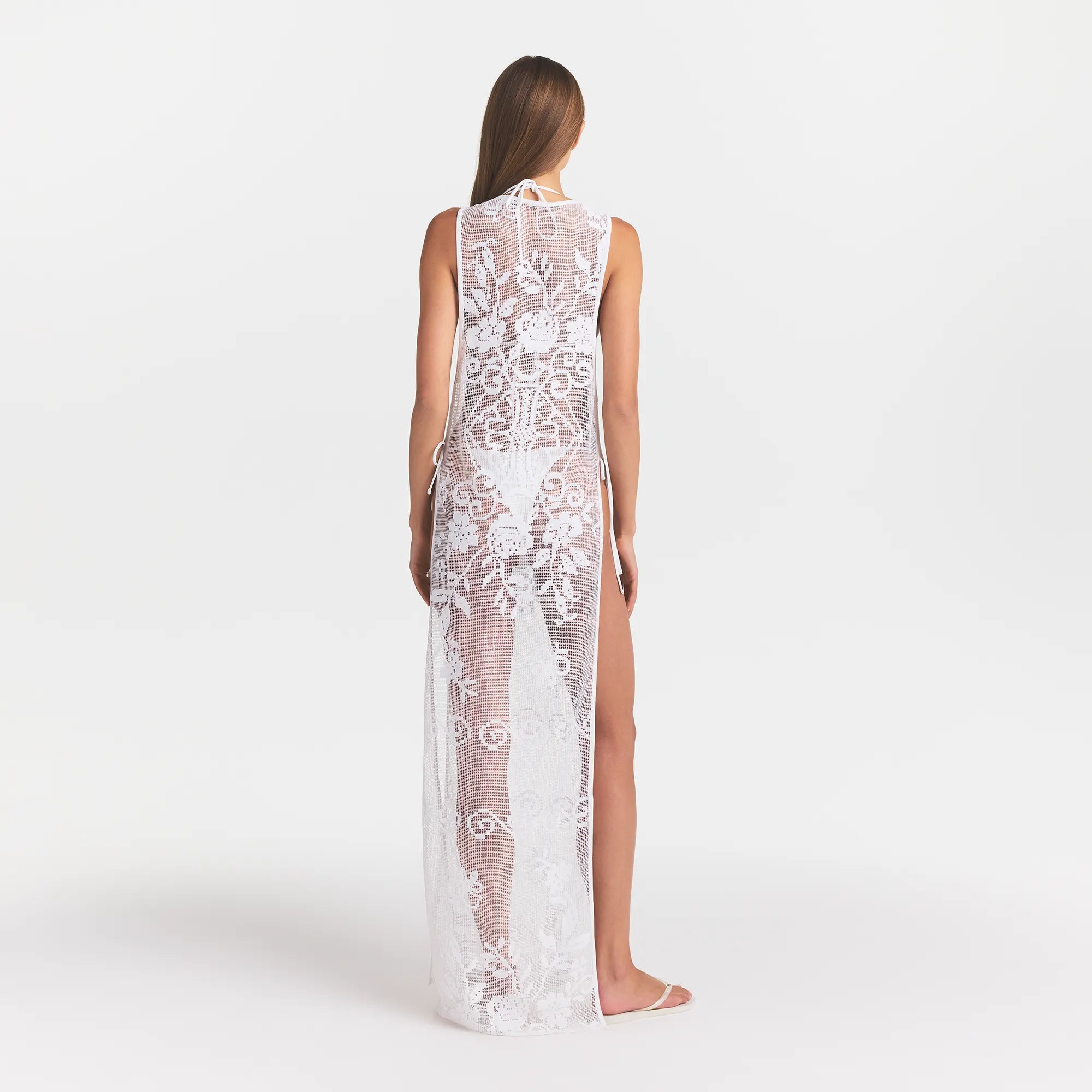 LACE COVER-UPS LONG DRESS | SNOW ON A MODEL BACK VIEW @ | FOCUS: 0.0, 1.0, 0.9 