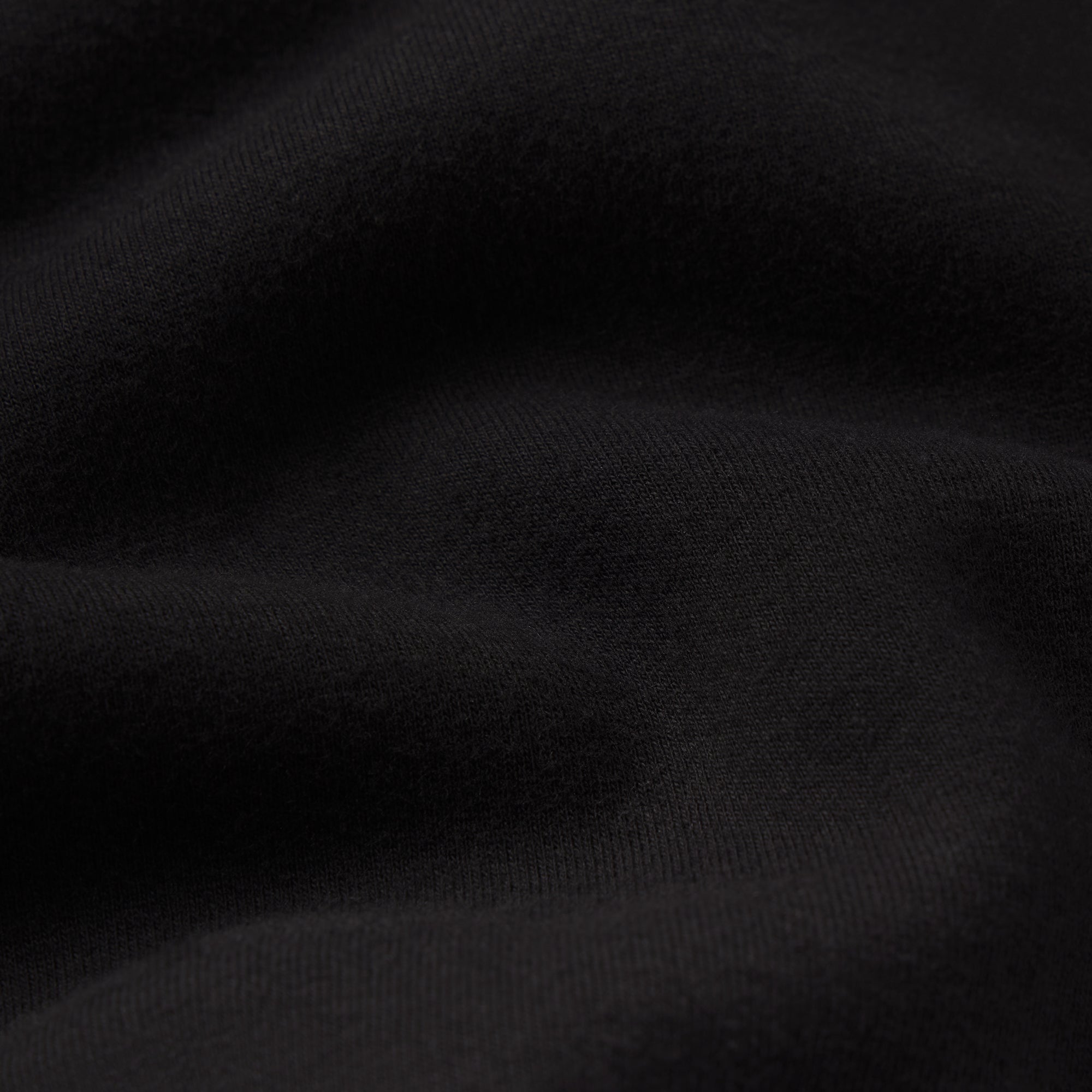 COTTON FLEECE SHRUNKEN CARDIGAN | ONYX & LAYS FLAT ON A WHITE BACKGROUND | FLT