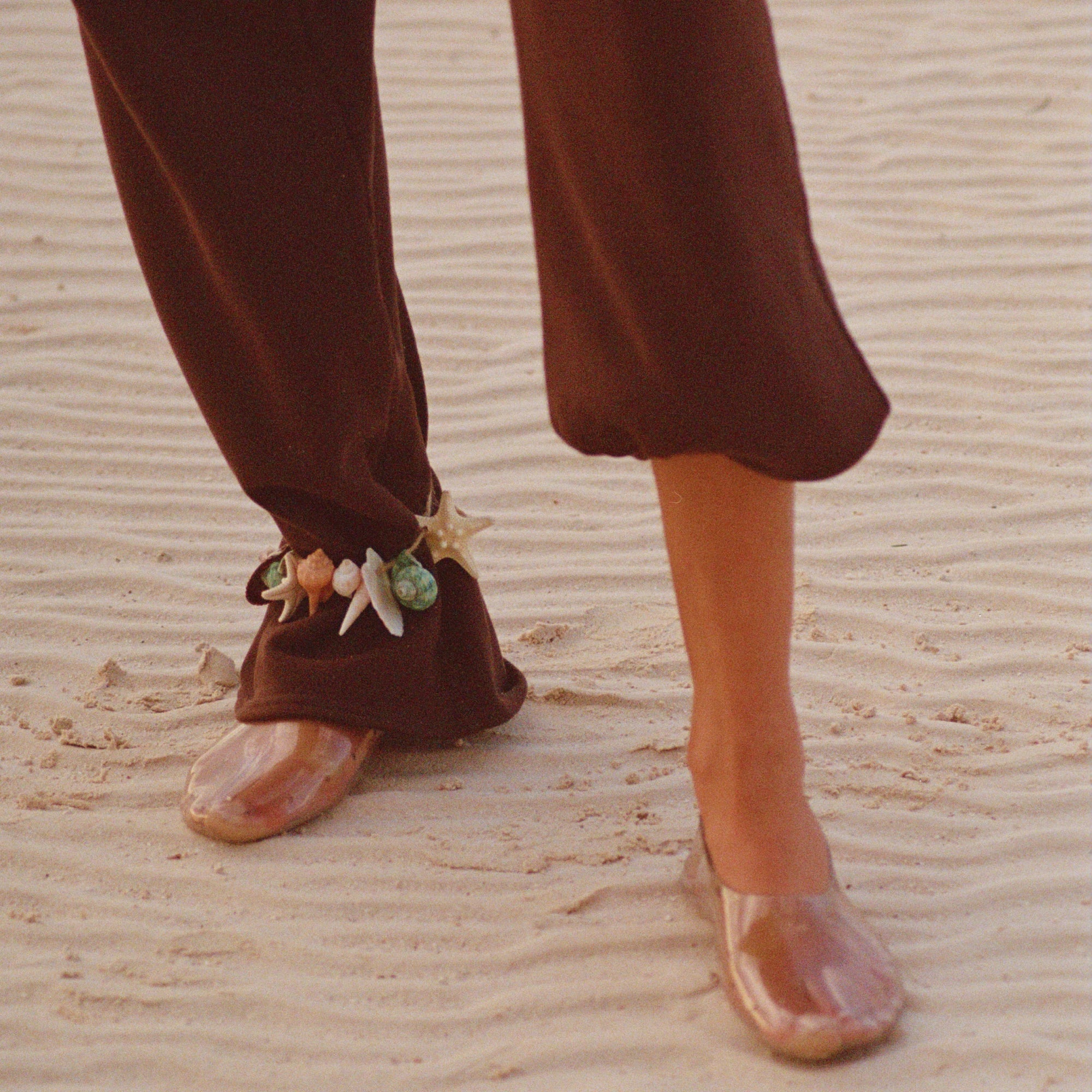 JELLY SHOE | CLAY | CAMPAIGN FOCUS: 0.0, 1.0, 0.9