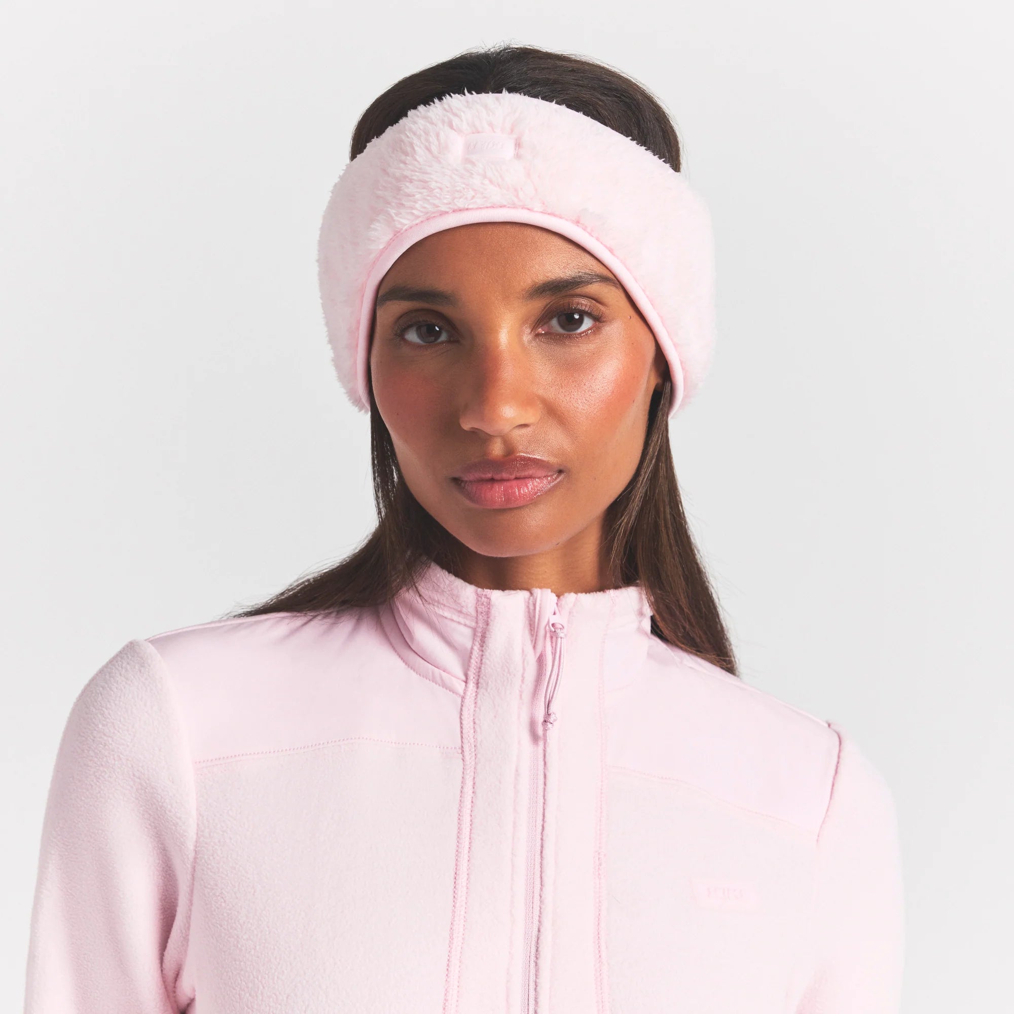 HIGHLINE HEADBAND | BABY PINK ON A MODEL SIDE VIEW @ | FOCUS: 0.0, 1.0, 0.9