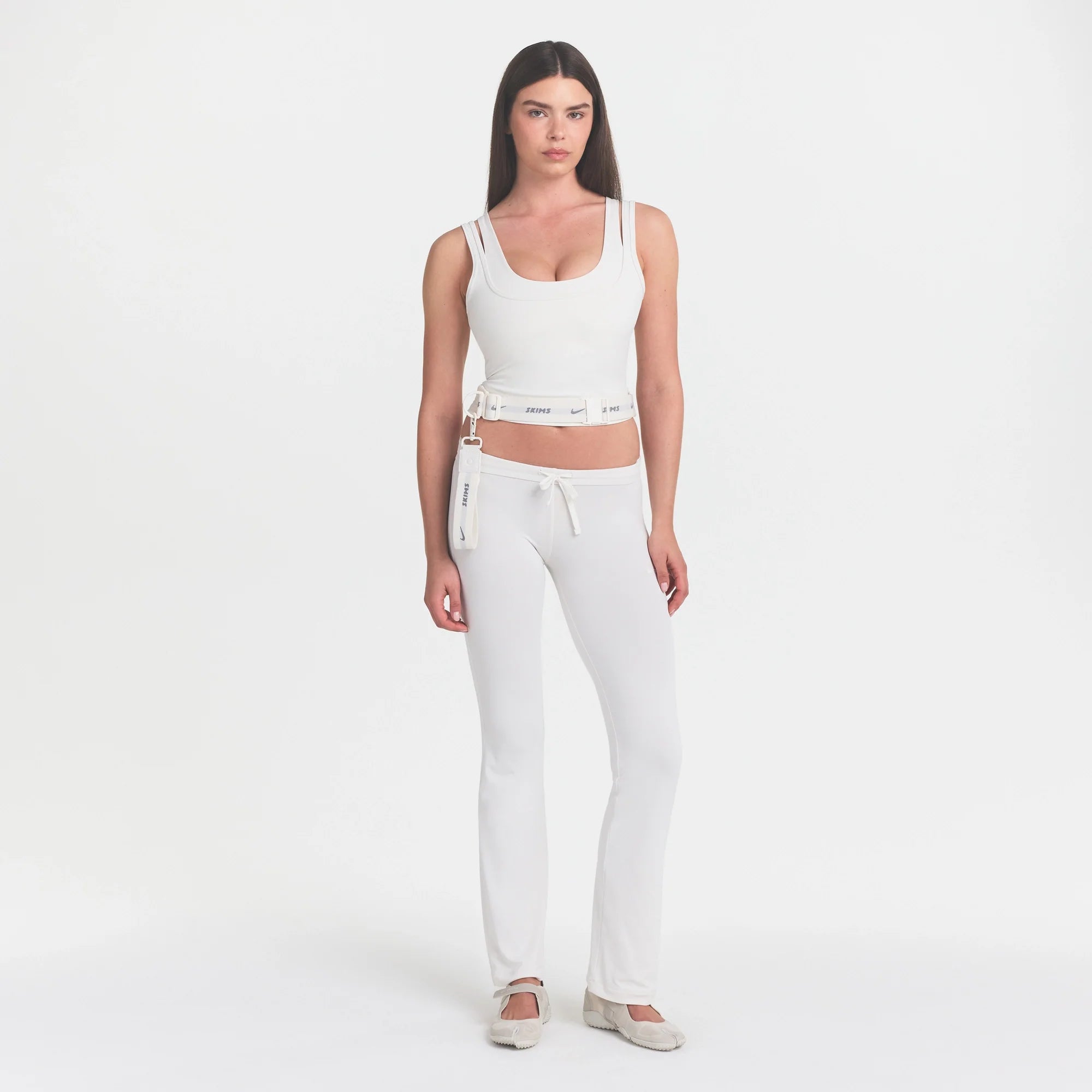 NikeSKIMS MATTE DOUBLE STRAP SCOOP TANK | IVORY ON A MODEL 