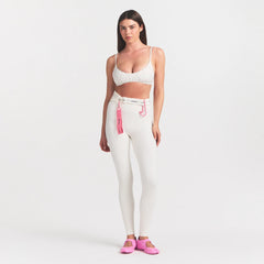 NikeSKIMS MATTE 26" LEGGING | IVORY ON A MODEL 