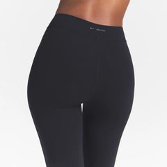 NikeSKIMS STUDIO STRETCH DIP FRONT 29" LEGGING | OBSIDIANON A MODEL FRONT 