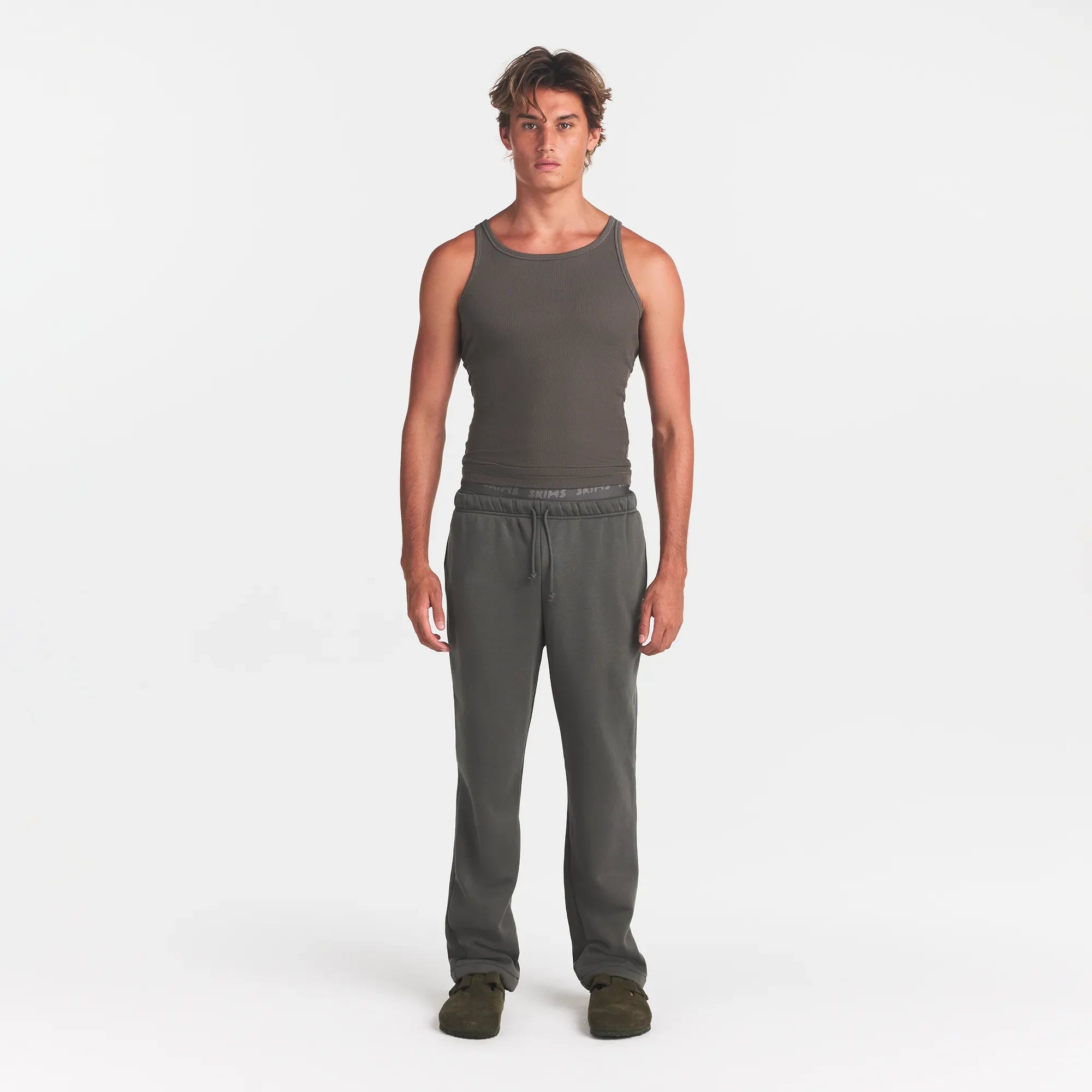 FLEECE LOUNGE MENS CLASSIC STRAIGHT LEG PANT | JUNGLE ON A MODEL FRONT VIEW @ | FOCUS: 0.0, 1.0, 0.9