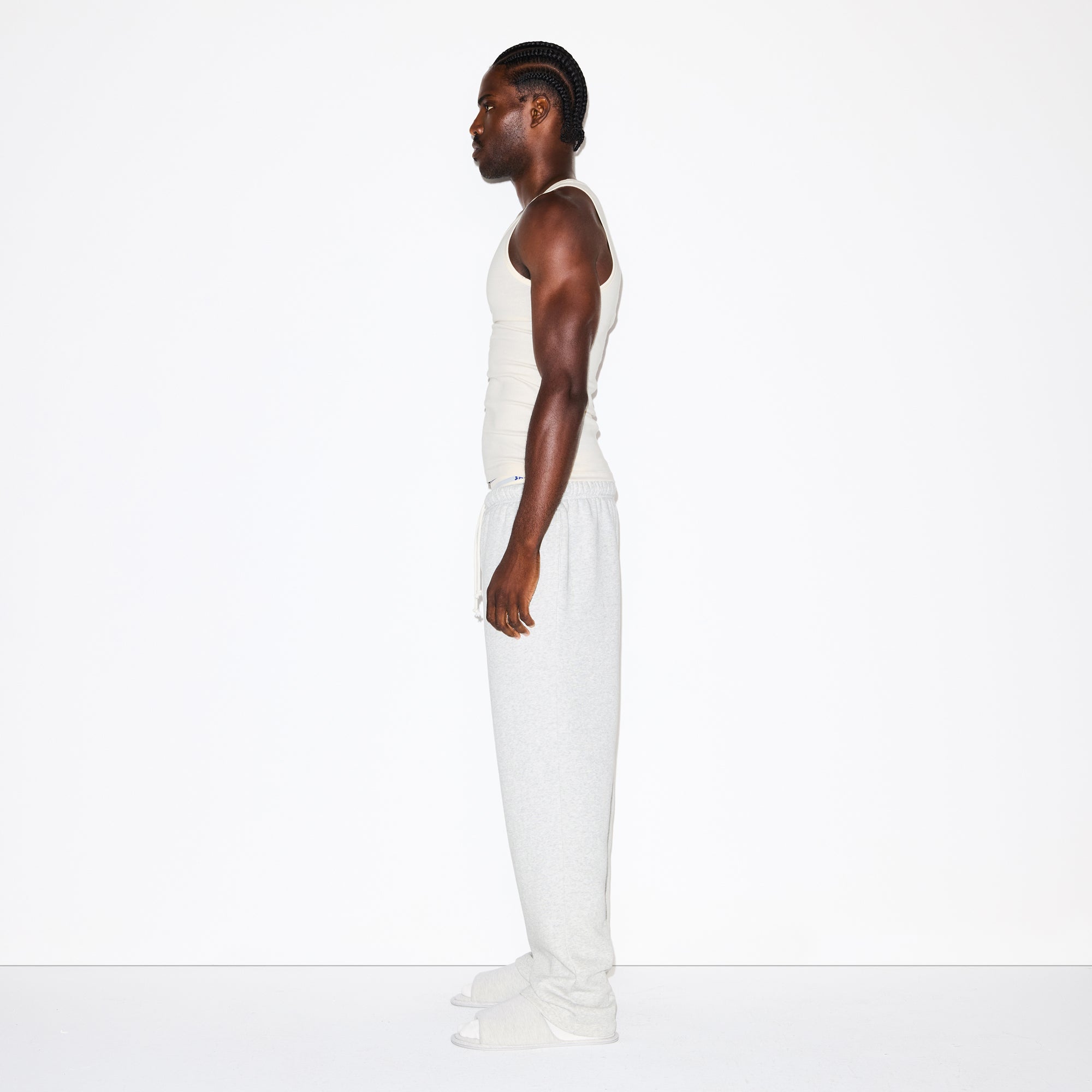 FLEECE LOUNGE MENS CLASSIC STRAIGHT LEG PANT | LIGHT HEATHER GREY ON A MODEL FRONT VIEW @ | FOCUS: 0.0, 1.0, 0.9