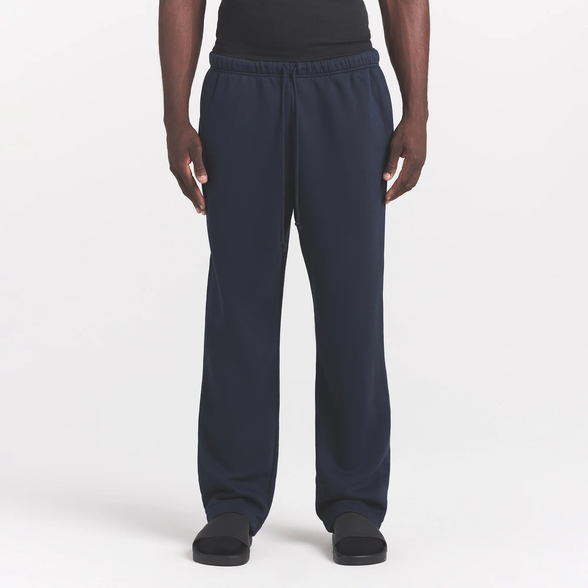 FLEECE LOUNGE MENS CLASSIC STRAIGHT LEG PANT | NAVY ON A MODEL FRONT VIEW @ | FOCUS: 0.0, 1.0, 0.9
