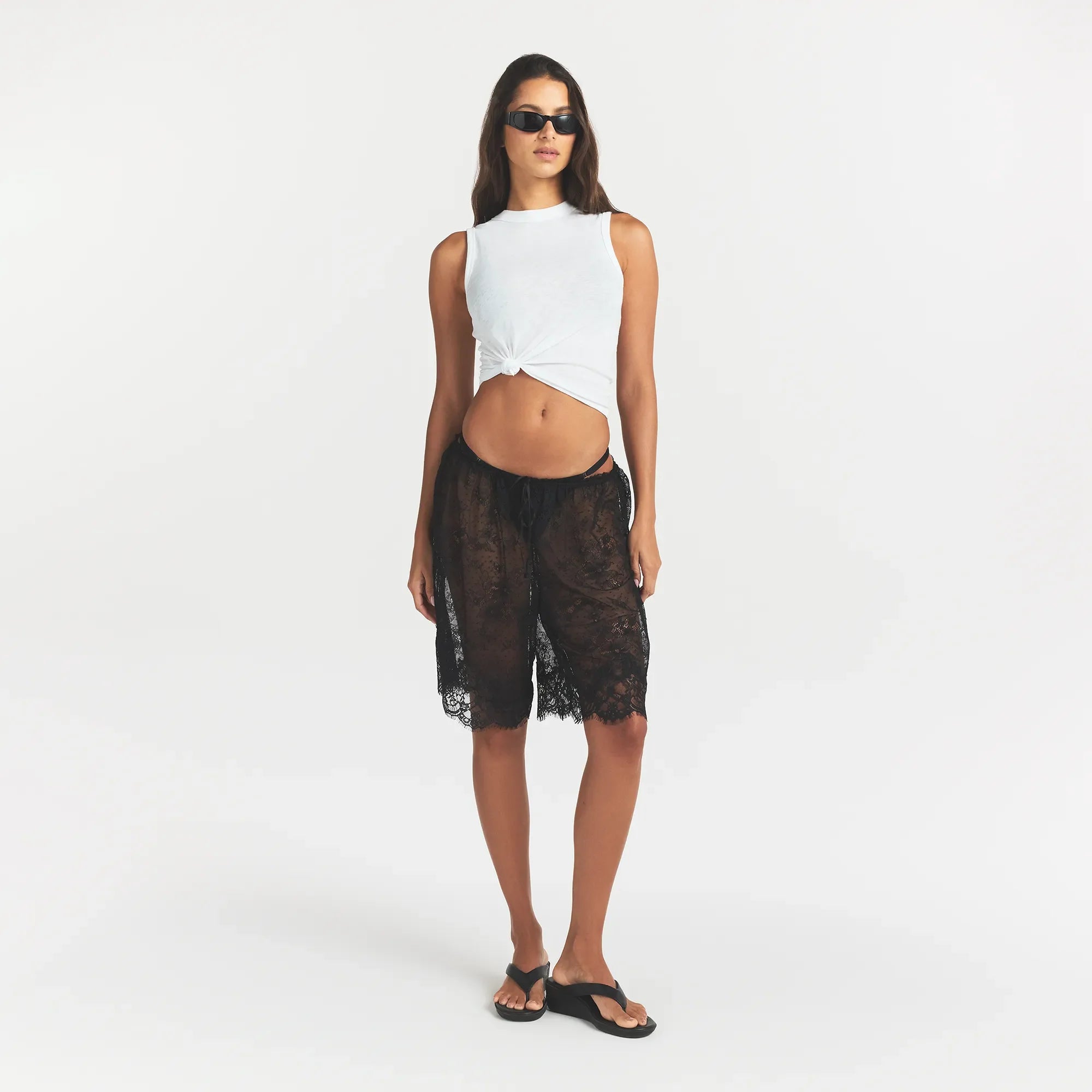 ULTRA FINE LACE SHORT | OBSIDIAN ON A MODEL FRONT VIEW @ | FOCUS: 0.0, 1.0, 0.9 