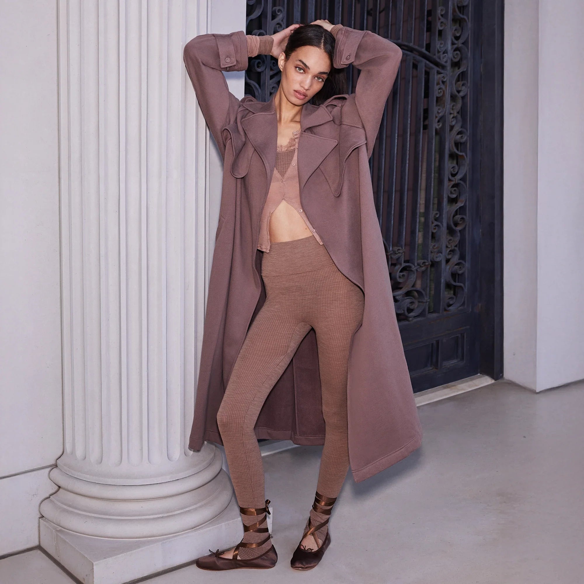 BOYFRIEND FLEECE TRENCH COAT | UMBER CAMPAIGN IMAGERY @ | FOCUS: 0.0, 1.0, 0.9