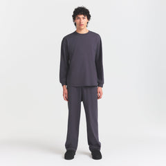 HEAVYWEIGHT COTTON MENS RELAXED LONG SLEEVE T-SHIRT | RAVEN ON A MODEL FRONT VIEW @ | FOCUS: 0.0, 1.0, 0.9