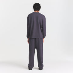 HEAVYWEIGHT COTTON MENS RELAXED LONG SLEEVE T-SHIRT | RAVEN ON A MODEL FRONT VIEW @ | FOCUS: 0.0, 1.0, 0.9