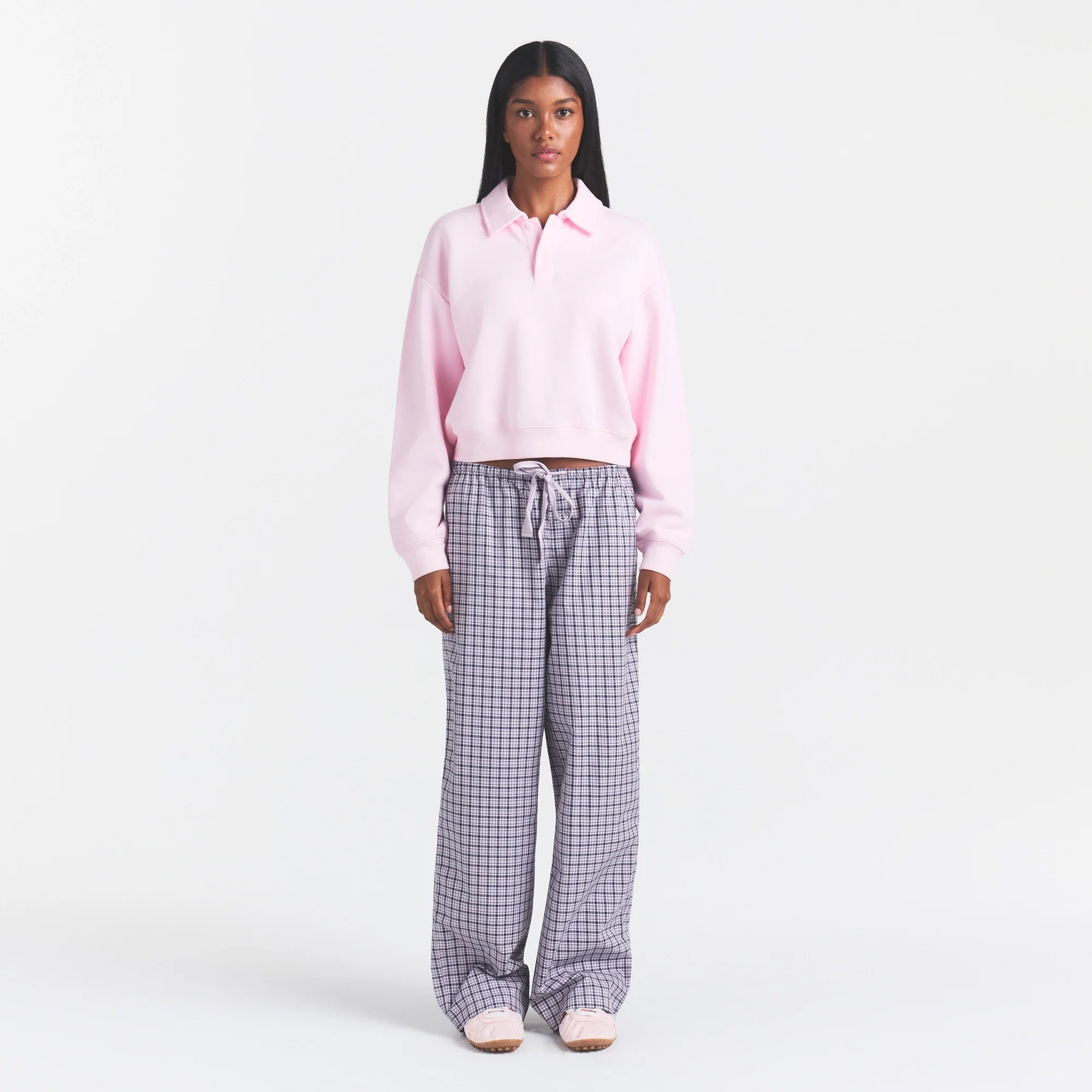 COTTON FLEECE POLO SWEATSHIRT | CHERRY BLOSSOM ON A MODEL FRONT VIEW @ | FOCUS: 0.0, 1.0, 0.9