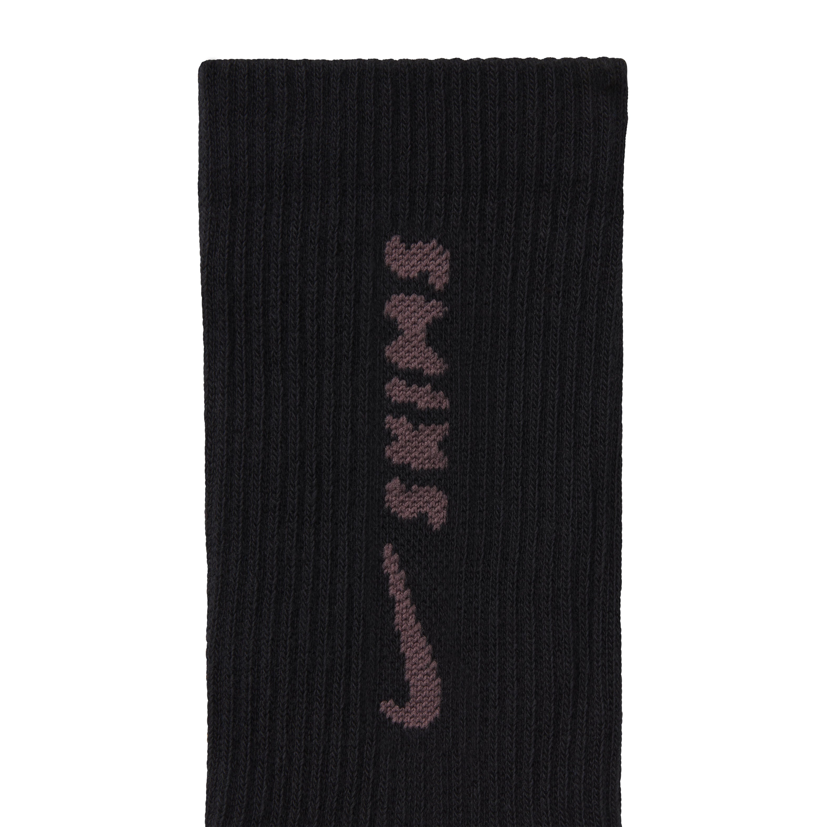 NikeSKIMS ACCESSORIES DRI-FIT™ CREW SOCK 3-PACK | COBALT(OBSIDIAN)/RAISINETTE(DARK SEPIA)/OBSIDIAN(RAISINETTE) FLAT ON A WHITE BACKGROUND | FLT