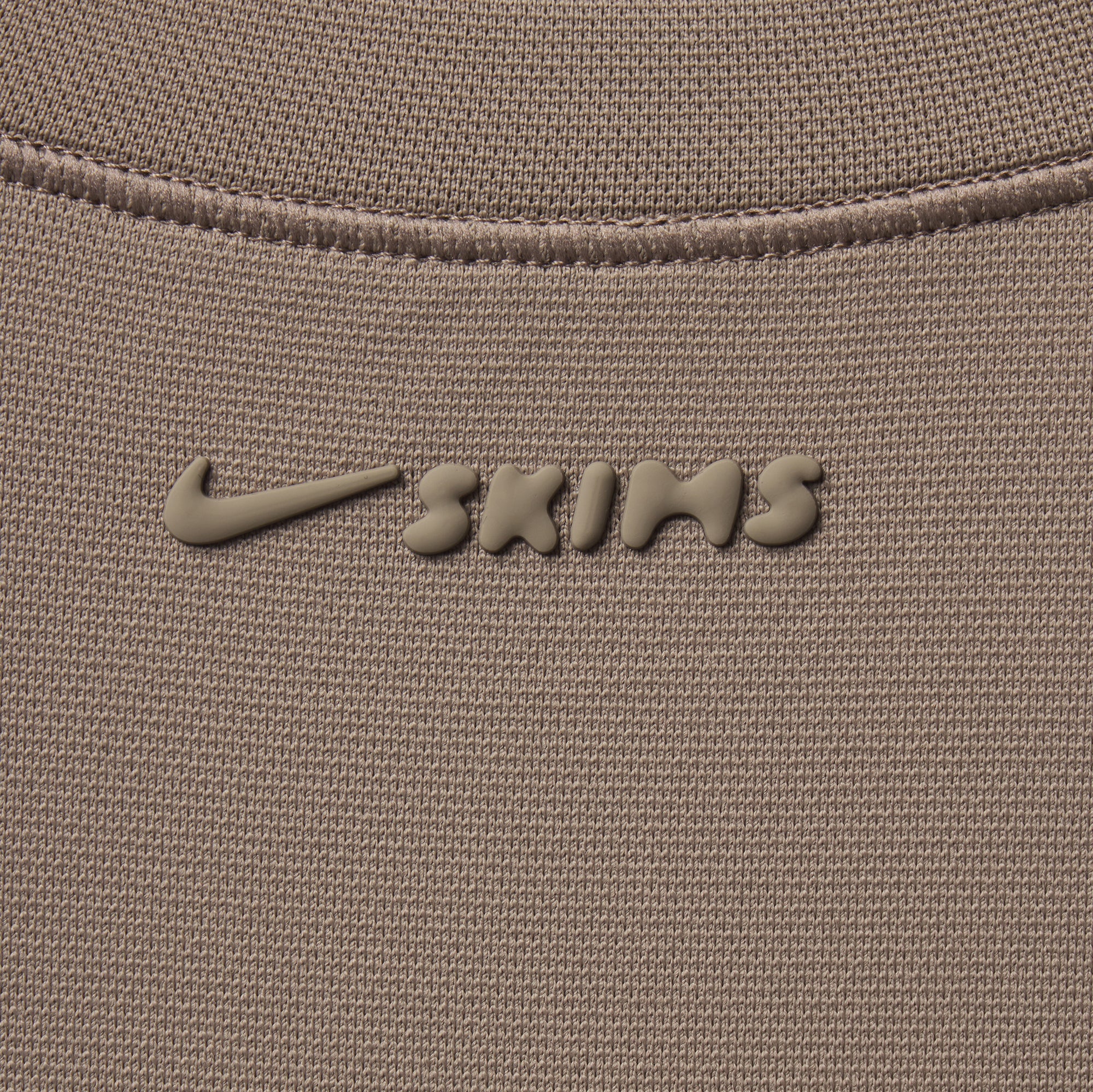 NikeSKIMS AIRY DRI-FIT OVERSIZED T-SHIRT | DRIFTWOOD ADDITIONAL FABRIC DETAILS