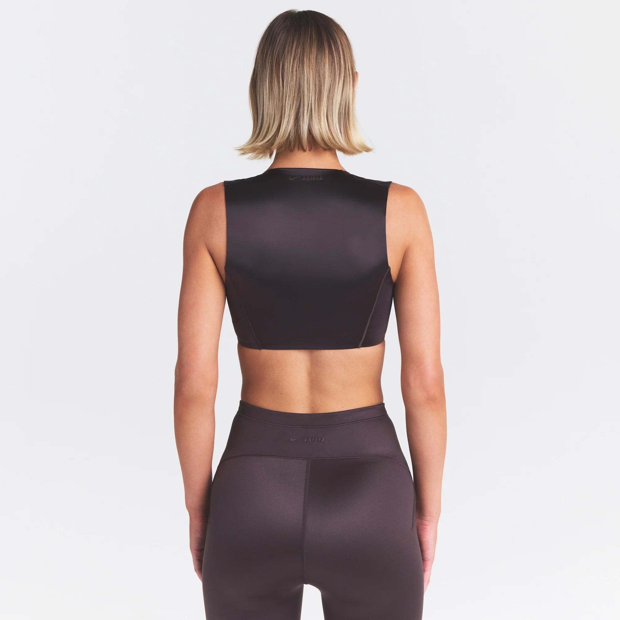 NikeSKIMS SATIN SHINE WIDE SCOOP BRA | PHOENIX ON A MODEL SIDE VIEW @ | FOCUS: 0.0, 1.0, 0.9