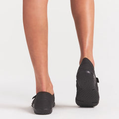 NikeSKIMS FOOTWEAR RIFT MESH | TAR ON A MODEL SIDE VIEW @ | FOCUS: 0.0, 1.0, 0.9