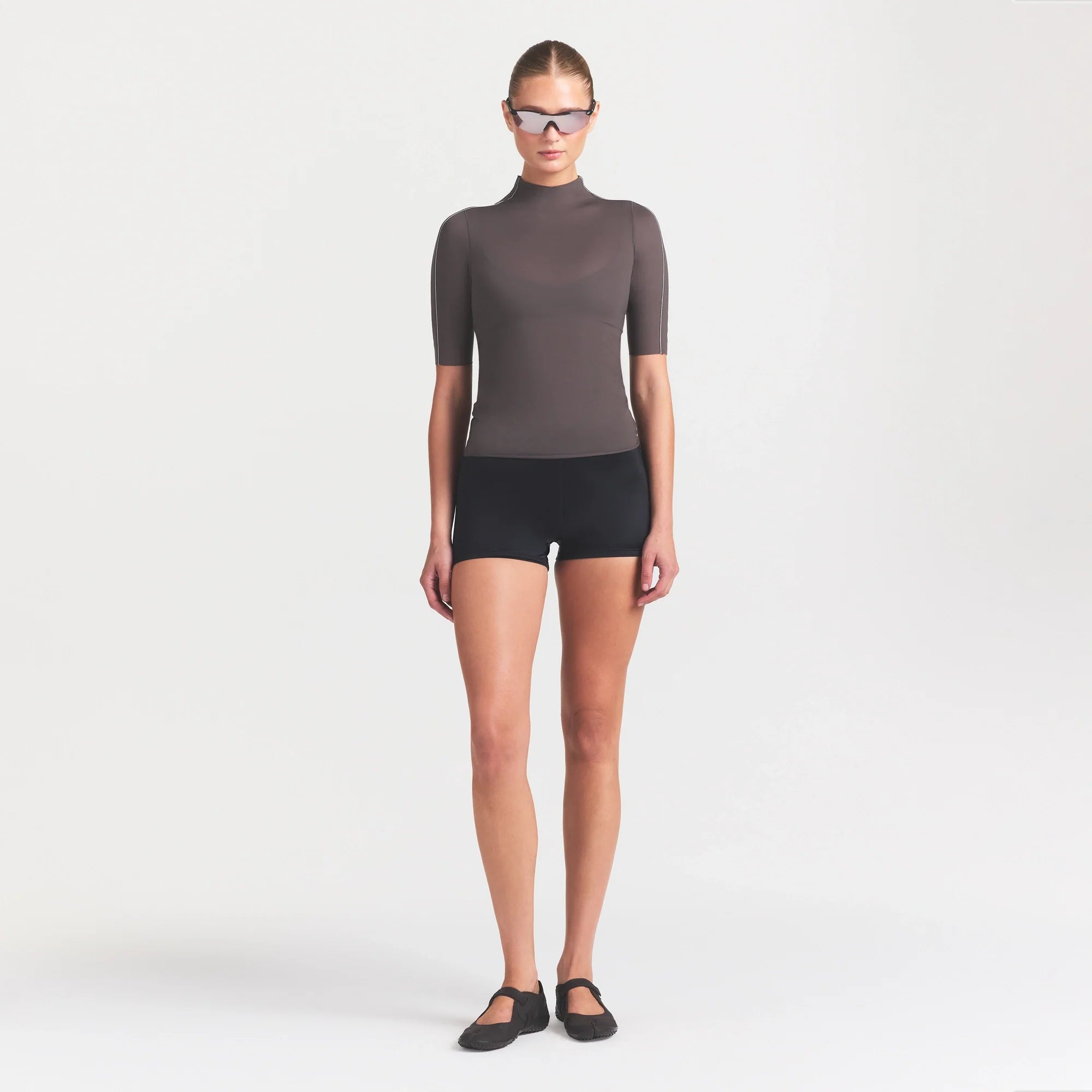 NikeSKIMS WEIGHTLESS LAYERS MOCK NECK SHORT SLEEVE T-SHIRT | BOULDER ON A MODEL FRONT VIEW @ | FOCUS: 0.0, 1.0, 0.9