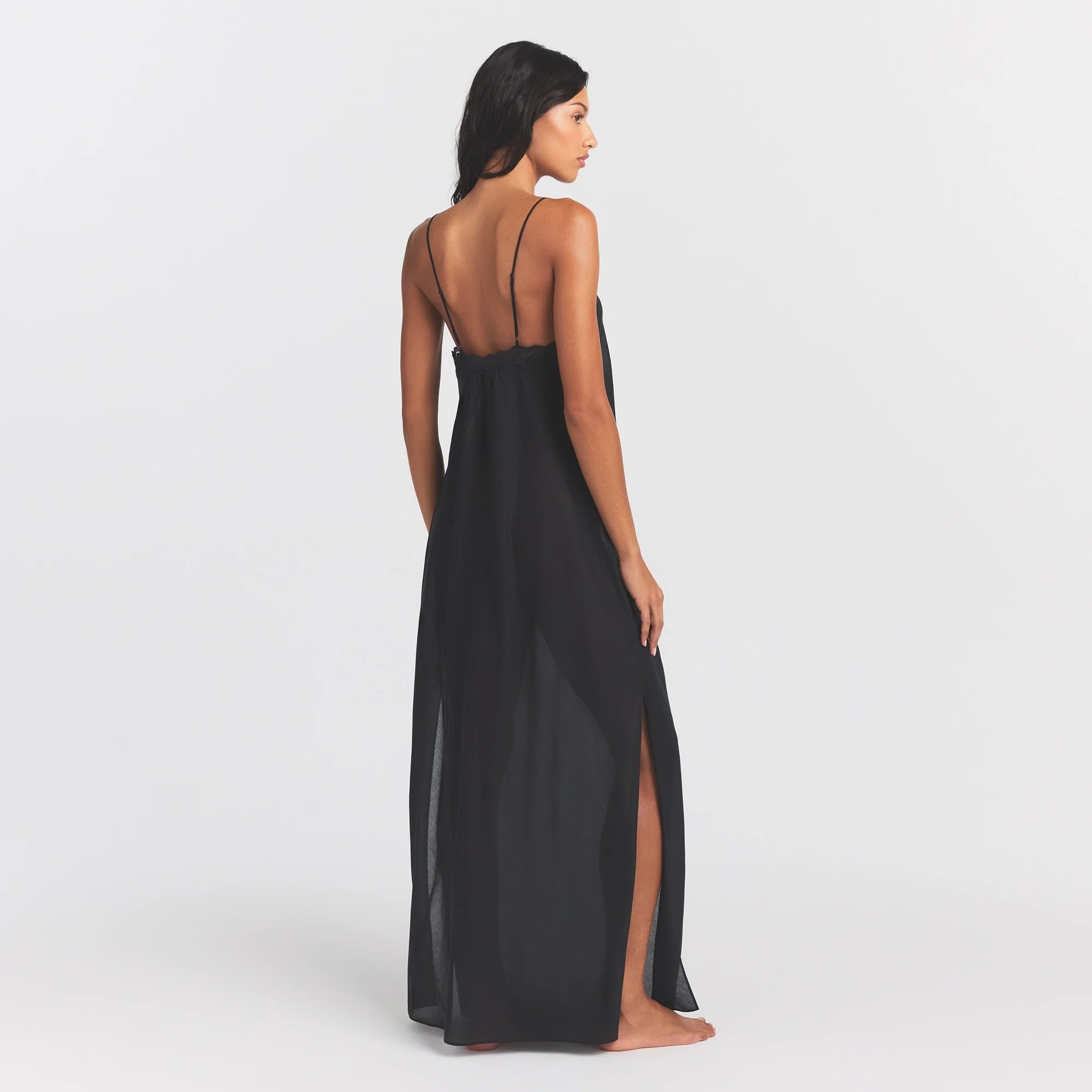 VOILE SLEEP LONG DRESS | ONYX ON A MODEL FRONT VIEW @ | FOCUS: 0.0, 1.0, 0.9