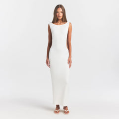 SMOOTH LAYERS CUT OUT LONG DRESS | EGRET ON A MODEL FRONT VIEW @ | FOCUS: 0.0, 1.0, 0.9