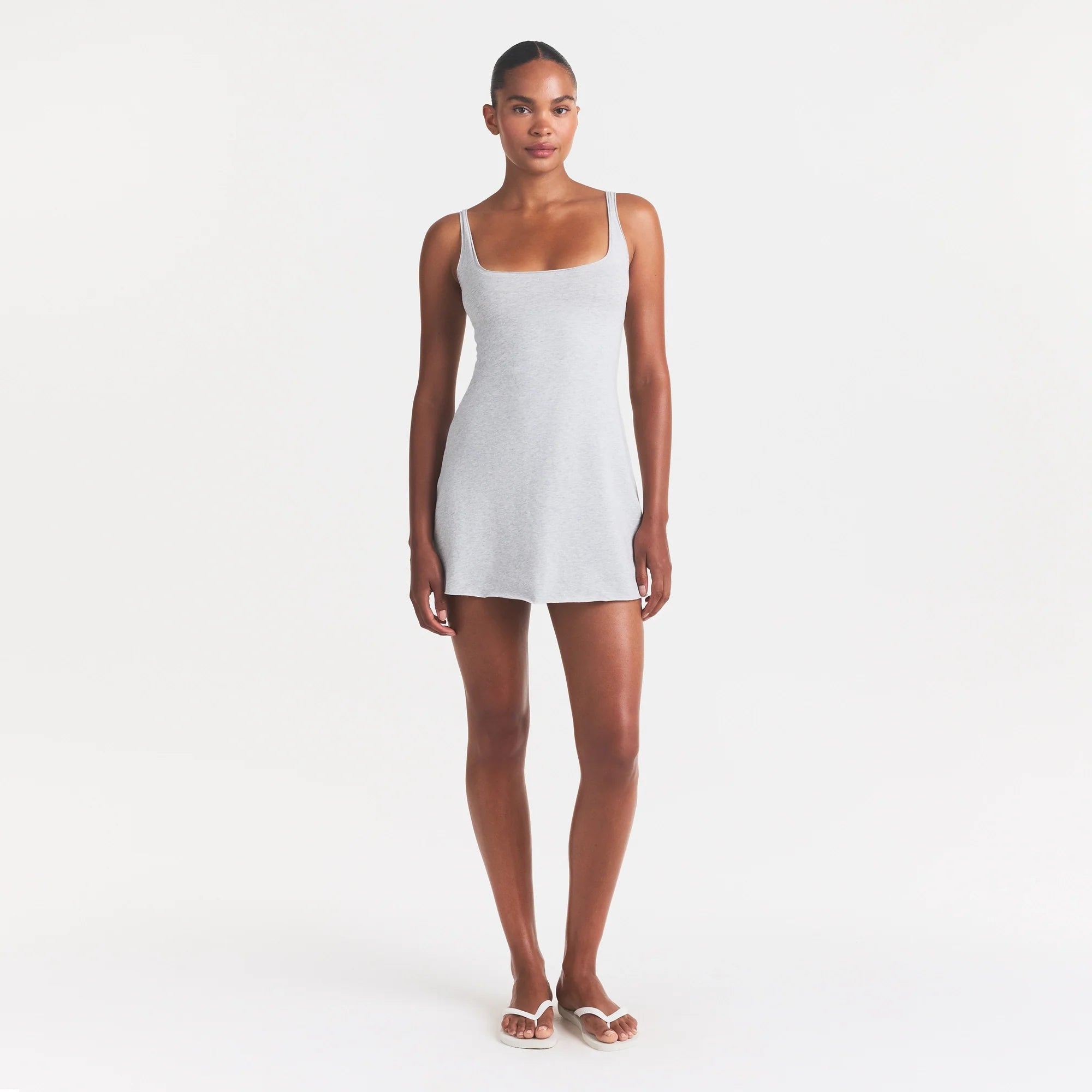 COTTON JERSEY MINI DRESS | LIGHT HEATHER GREY ON A MODEL FRONT VIEW @ | FOCUS: 0.0, 1.0, 0.9