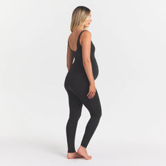 FITS EVERYBODY MATERNITY CATSUIT | ONYX ON A MODEL FRONT VIEW @ | FOCUS: 0.0, 1.0, 0.9