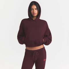 COTTON FLEECE CROPPED HOODIE | CURRANT ON A MODEL SIDE VIEW @ | FOCUS: 0.0, 1.0, 0.9