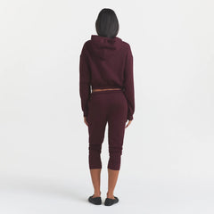 COTTON FLEECE CROPPED HOODIE | CURRANT ON A MODEL FRONT VIEW @ | FOCUS: 0.0, 1.0, 0.9