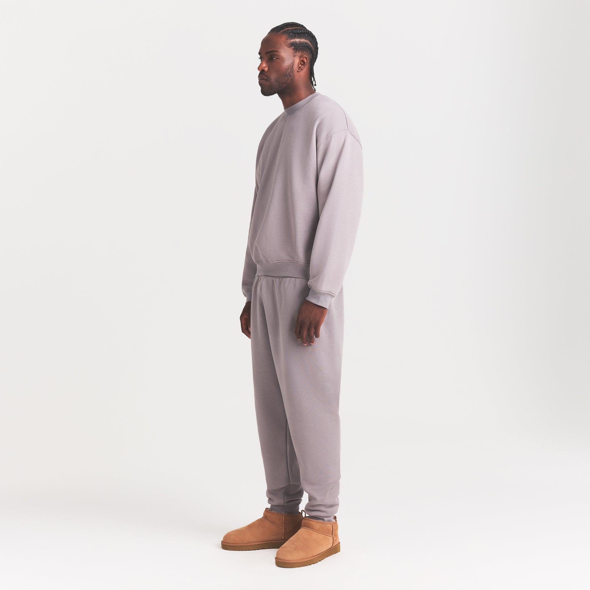 FLEECE LOUNGE MENS RELAXED HIGH CREWNECK | SHADOW ON A MODEL FRONT VIEW @ | FOCUS: 0.0, 1.0, 0.9