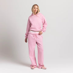 COTTON FLEECE CLASSIC HOODIE | HALITE ON A MODEL FRONT VIEW S | FOCUS: 0.0, 1.0, 0.9