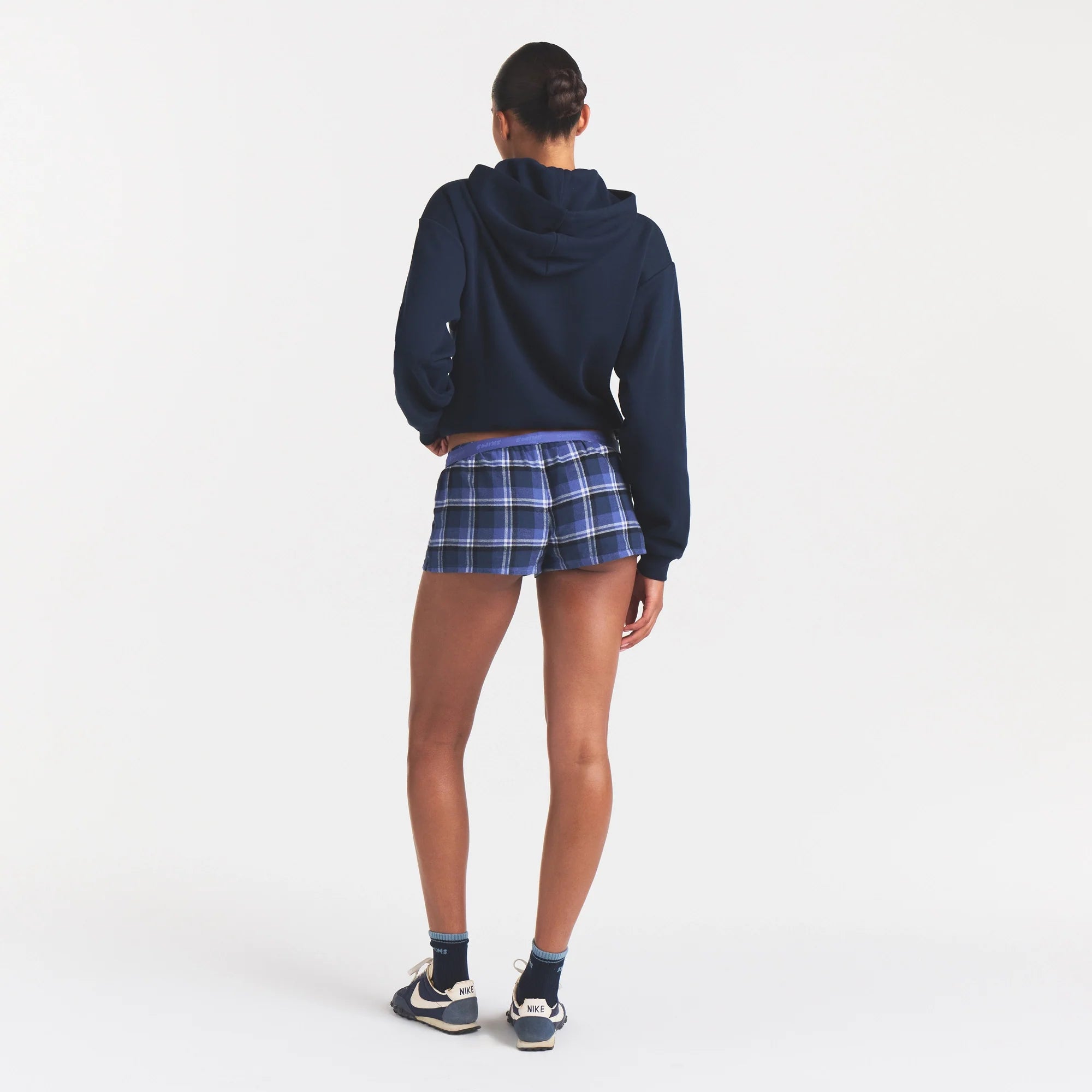 COTTON FLEECE CLASSIC HOODIE | NAVY ON A MODEL FRONT VIEW @ | FOCUS: 0.0, 1.0, 0.9