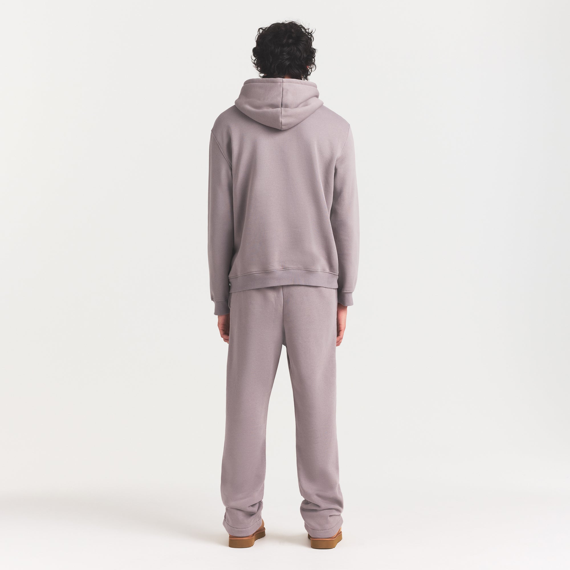 FLEECE LOUNGE MENS RELAXED HOODIE | SHADOW ON A MODEL FRONT VIEW @ | FOCUS: 0.0, 1.0, 0.9