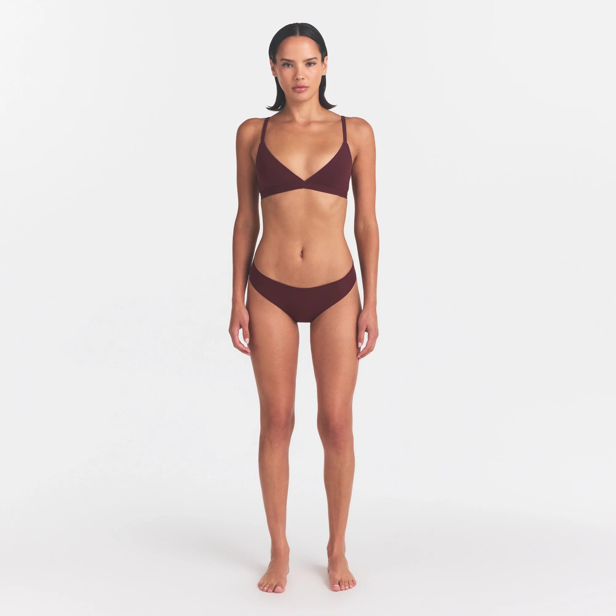 FITS EVERYBODY CHEEKY BRIEF | CURRANT ON A MODEL | FOCUS: 0.0, 1.0, 0.9
