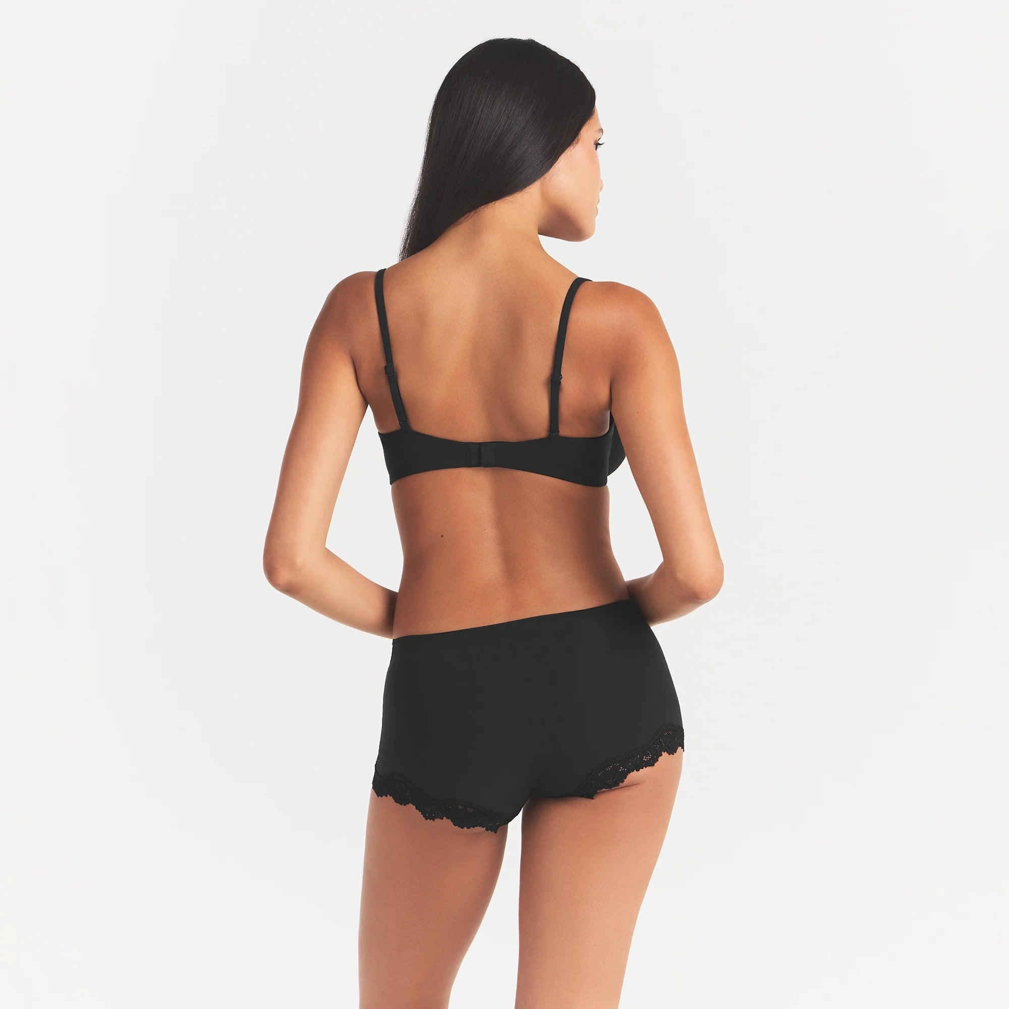 FITS EVERYBODY LACE BOY SHORT | ONYX & LAYS FLAT ON A WHITE BACKGROUND | FOCUS: 0.0, 1.0, 0.9