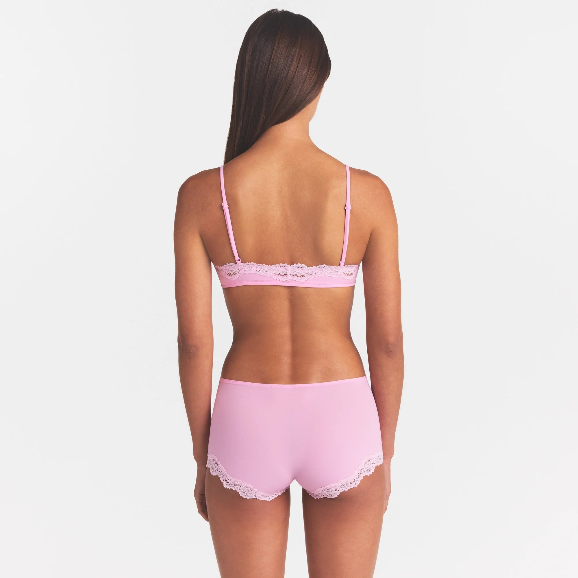 FITS EVERYBODY LACE BOY SHORT | BUBBLE GUM TONAL ON A MODEL BACK @ | FOCUS: 0.0, 1.0, 0.9