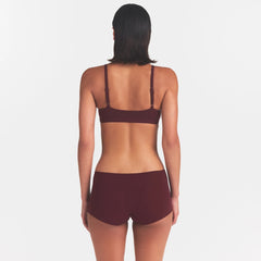 FITS EVERYBODY BOY SHORT | CURRANT ON A MODEL | FOCUS: 0.0, 1.0, 0.9