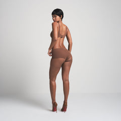 NAKED BOY SHORT WORN BY A MODEL IN BACK VIEW