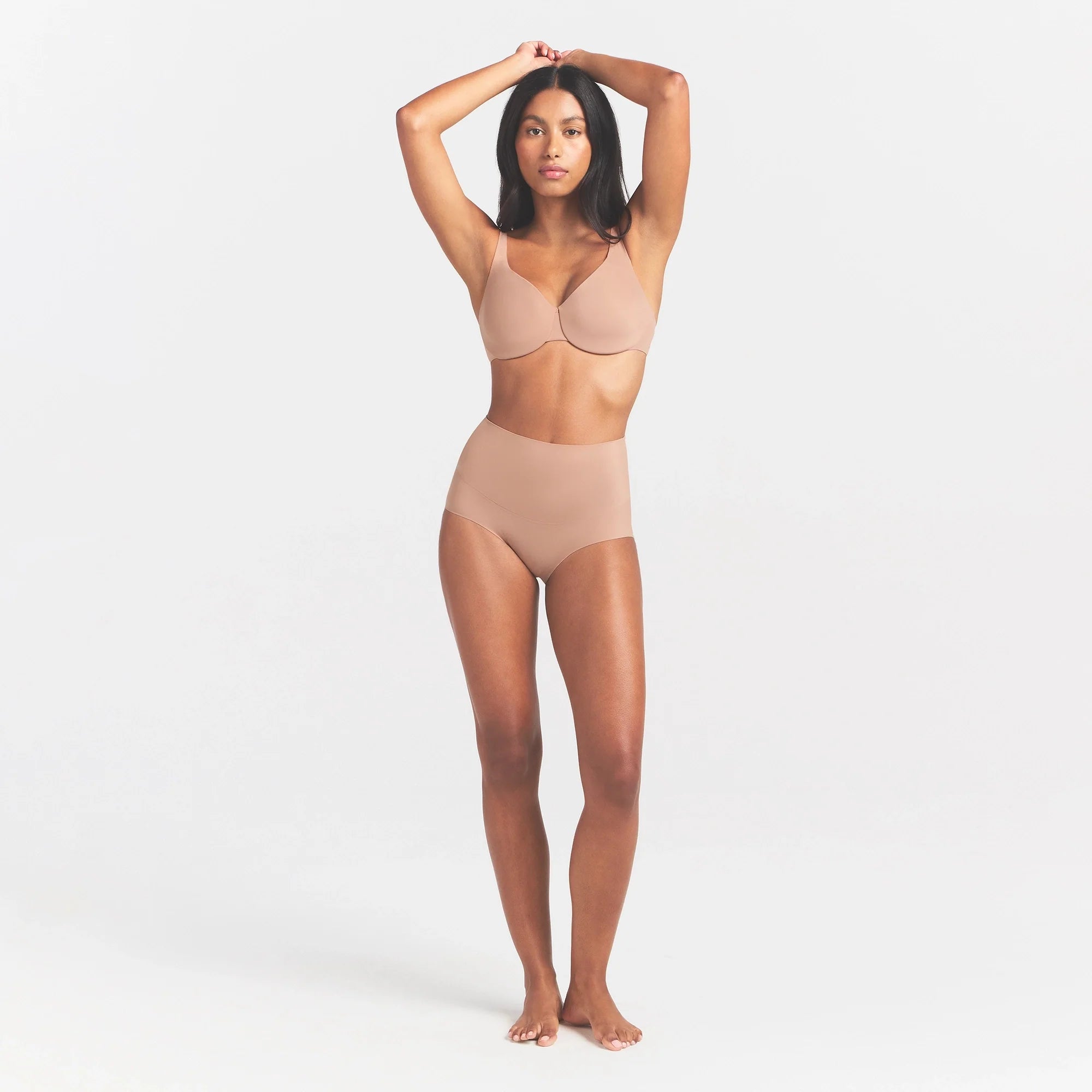 SMOOTHING INTIMATES HIGH-WAISTED BRIEF | SIENNA ON A MODEL FRONT VIEW @ | FOCUS: 0.0, 1.0, 0.9