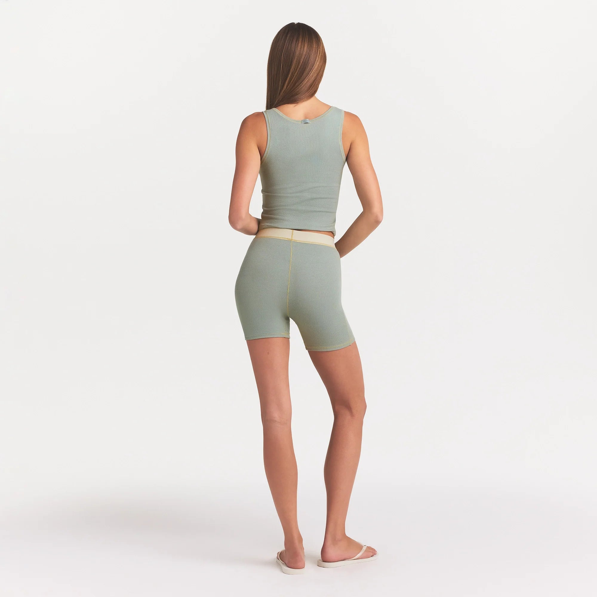 COTTON RIB BOXER | MINERAL ON A MODEL BACK VIEW