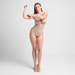 SEAMLESS SCULPT HIGH-WAISTED THONG | MICA ON A MODEL FRONT VIEW | FOCUS: 0.0, 1.0, 0.9