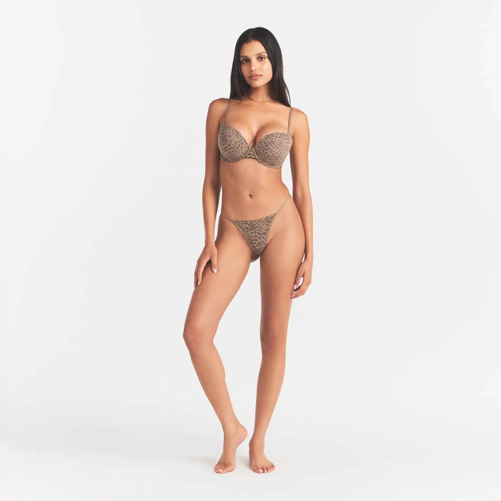 FITS EVERYBODY T-STRING THONG | DESERT LEOPARD INK PRINT ON A MODEL FRONT VIEW @ | FOCUS: 0.0, 1.0, 0.9