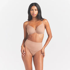 SMOOTHING INTIMATES HIGH-WAISTED THONG | SIENNA ON A MODEL FRONT VIEW @ | FOCUS: 0.0, 1.0, 0.9