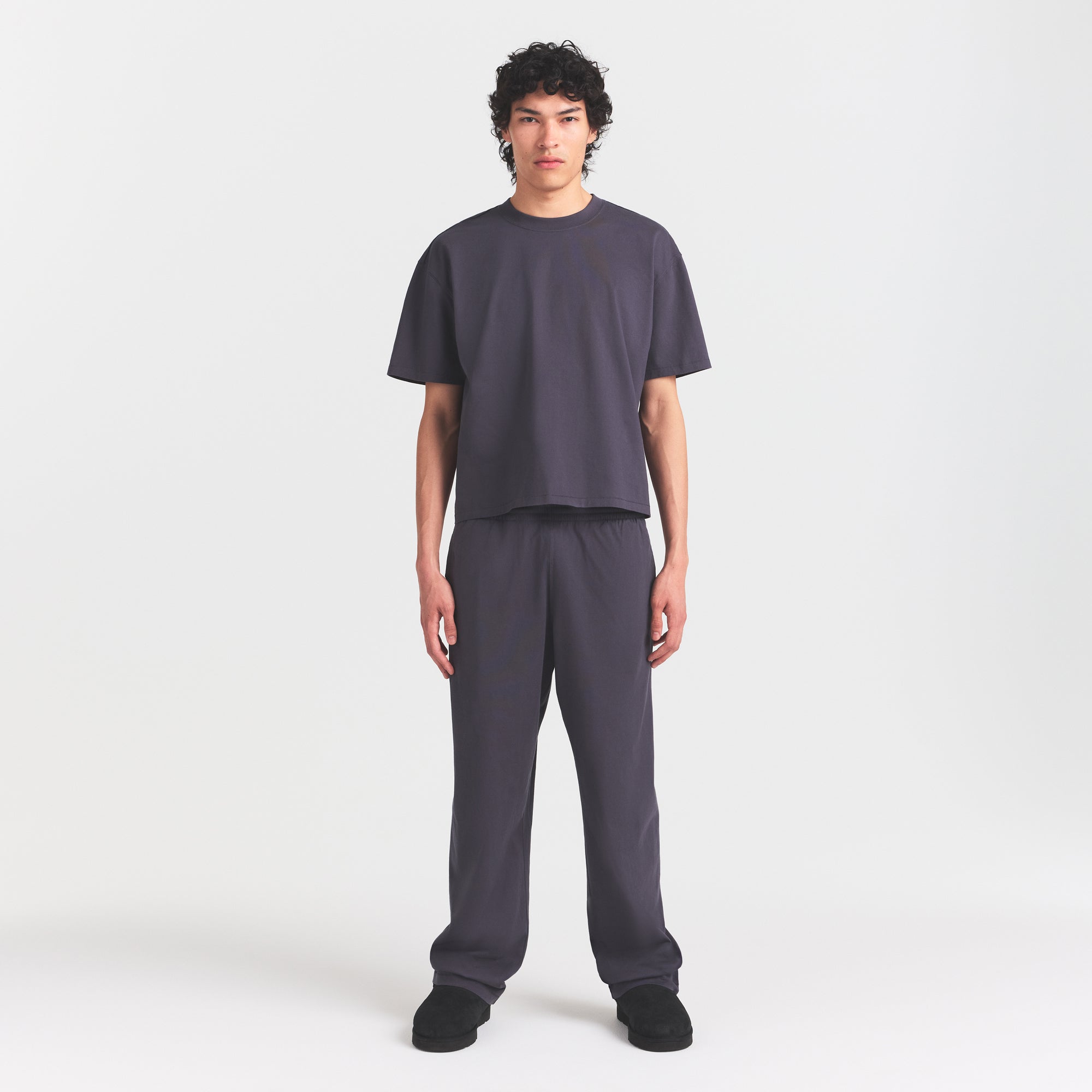 HEAVYWEIGHT COTTON MENS RELAXED PANT | RAVEN ON A MODEL FRONT VIEW @ | FOCUS: 0.0, 1.0, 0.9