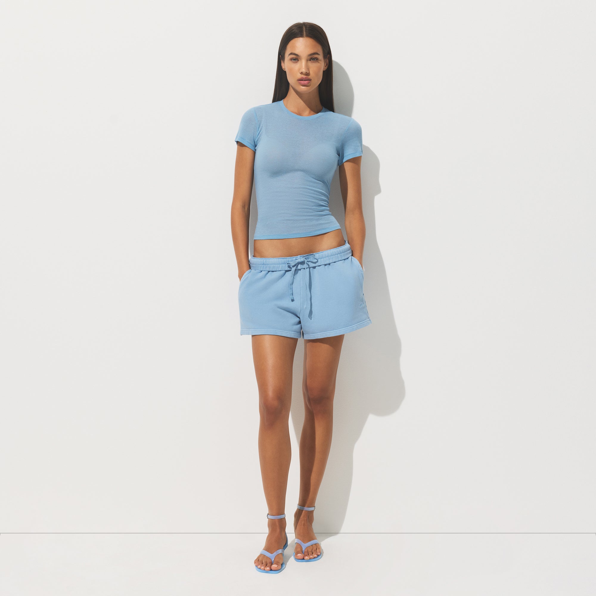 FRENCH TERRY CLASSIC SHORT | BLUE BELL ON A MODEL FRONT VIEW | FOCUS: 0.0, 1.0, 0.9