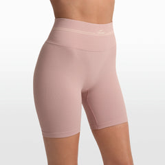 NikeSKIMS RIBBED SEAMLESS 5" BIKER SHORT | HIMALAYAN/ECRU ON A MODEL FRONT VIEW @ | FOCUS: 0.0, 1.0, 0.9