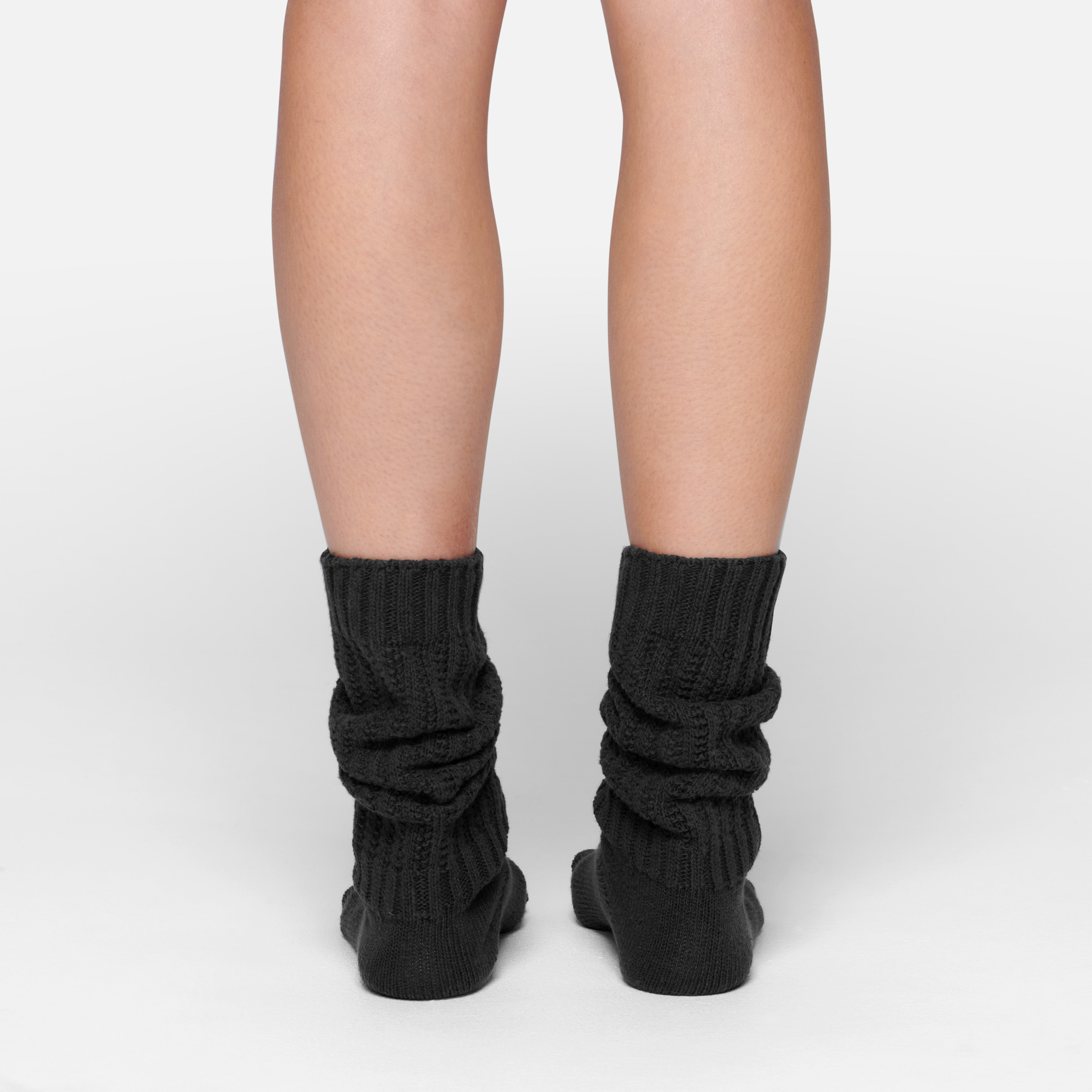 SLOUCHY CABLE SOCK