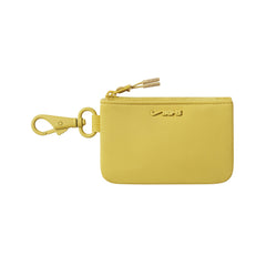 NikeSKIMS ACCESSORIES CLIPPABLE POUCH | CITRINE & LAYS FLAT ON A WHITE BACKGROUND | FLT @ | FOCUS: 0.0, 1.0, 0.9